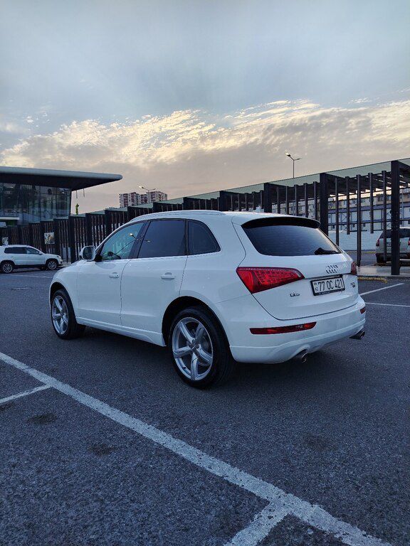 Audi Q5, 2.0 L, 2010 il, 194 300 km — Avtomobillər, Bakı (10)