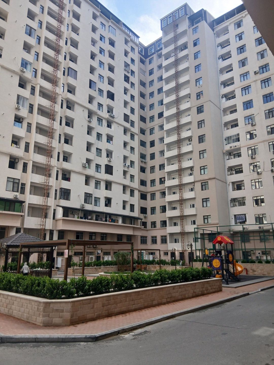 Satılır 2 otaqlı yeni tikili 98 m² — Mənzil, Bakı (2)