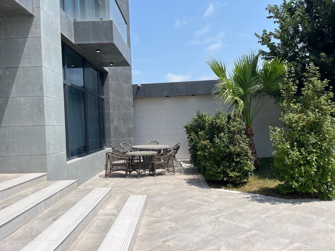 Satılır 5 otaqlı həyət evi/bağ evi 350 m² — Ev, villa, Bakı (8)