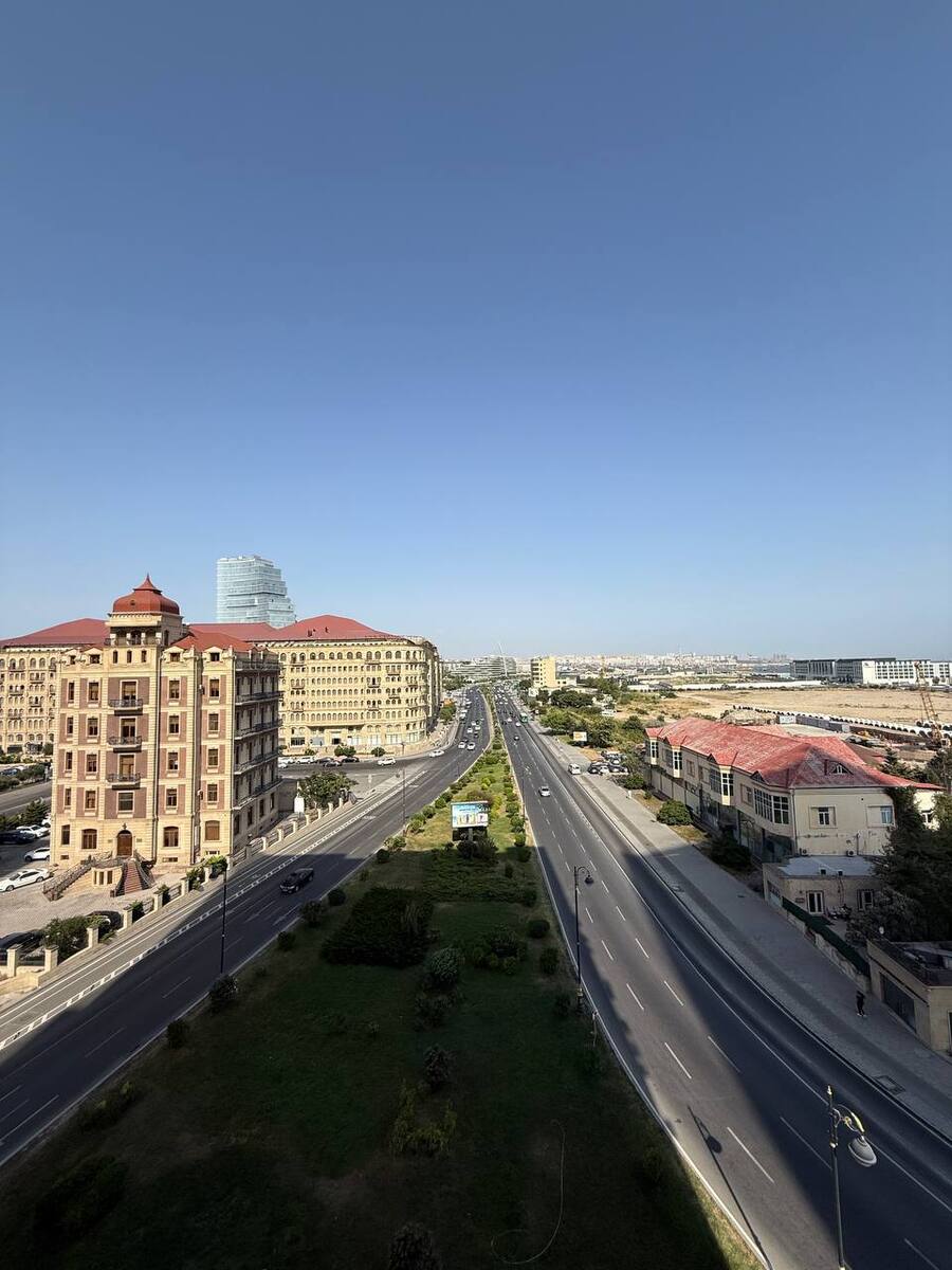 Satılır 4 otaqlı yeni tikili 150 m² — Mənzil, Bakı (2)
