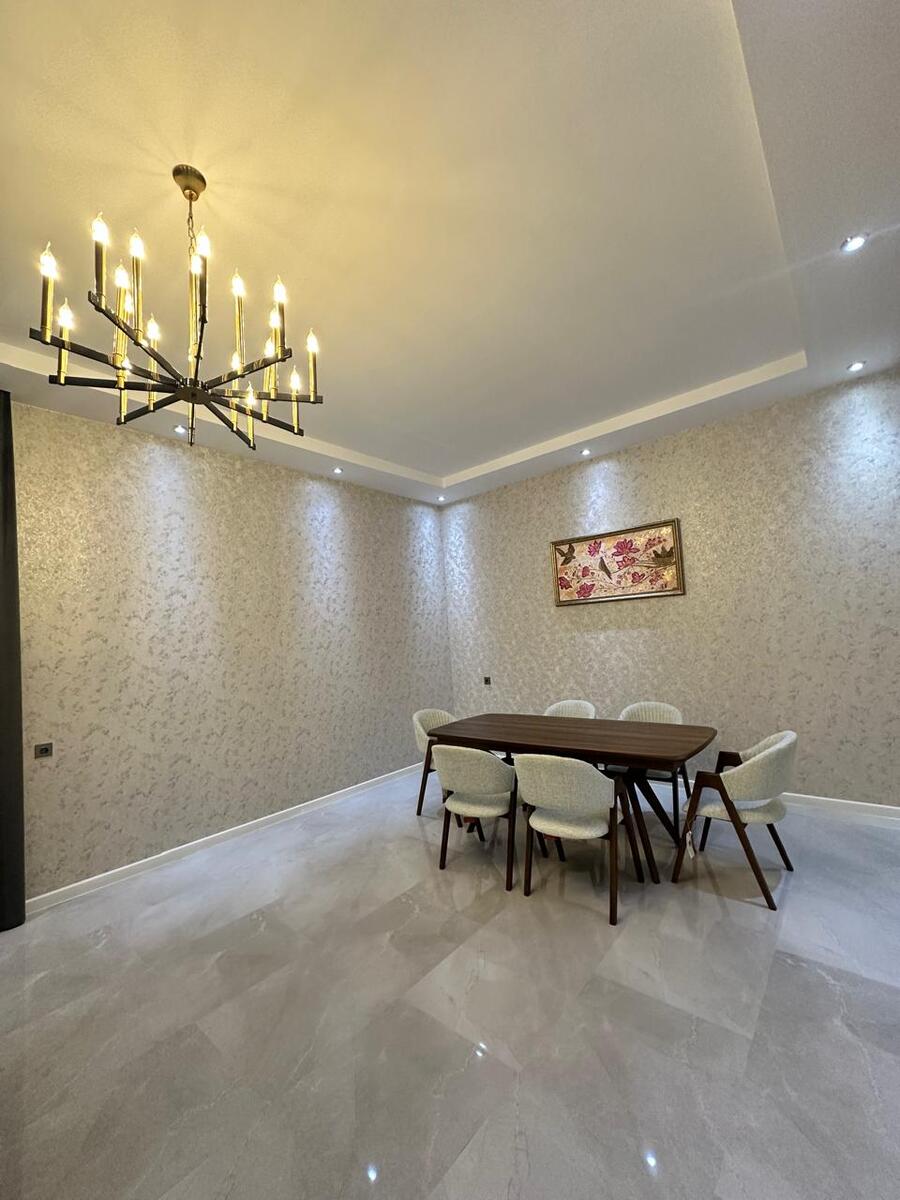 Satılır 4 otaqlı həyət evi/bağ evi 240 m² — Ev, villa, Bakı (10)