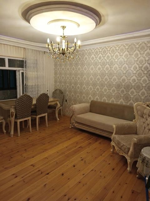 Satılır 2 otaqlı köhnə tikili 56 m² — Sumqayıt