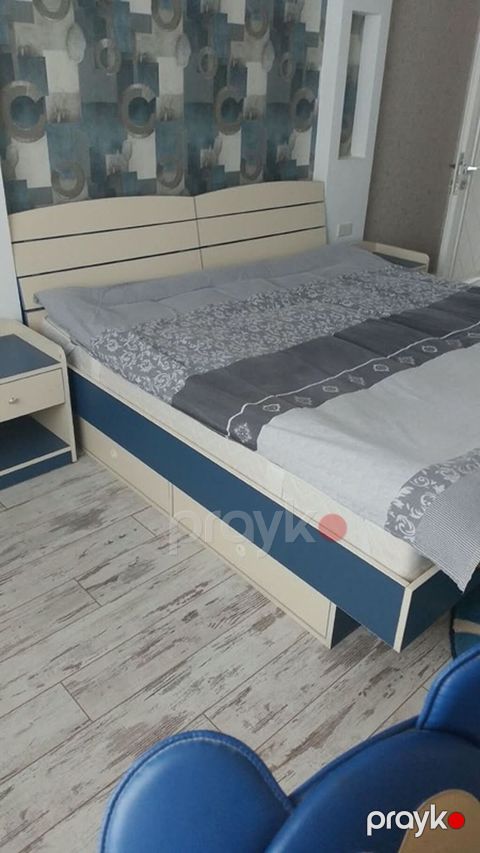 Uşaq/yeniyetmə otağı üçün mebel dəsti Tərkib: - İki nəfərlik çarpayı — Xırdalan