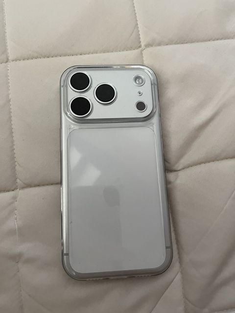 Apple iPhone 17 Pro Silver 256GB/12GB — Bakı