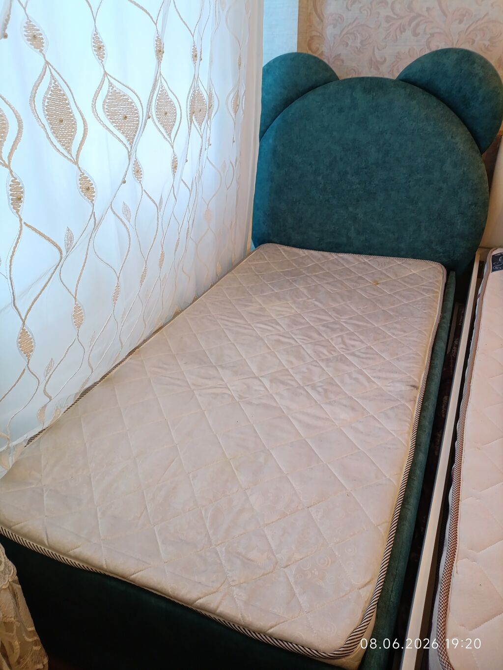 Genc ve uşaq çarpayısı – yumşaq başlıqlar böyük adamlar da yata — Yataqlar, Xırdalan (2)