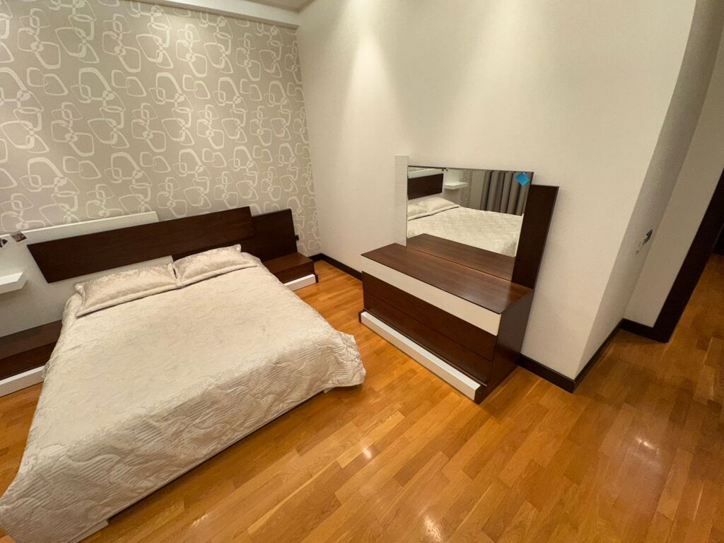 Satılır 4 otaqlı yeni tikili 212 m² — Mənzil, Bakı (11)