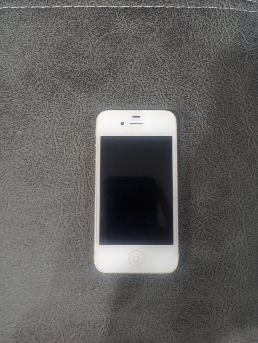 Apple iPhone 4 White 16GB — Smartfonlar, Bakı (5)