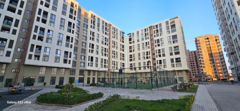 Satılır 4 otaqlı yeni tikili 150 m² — Bakı