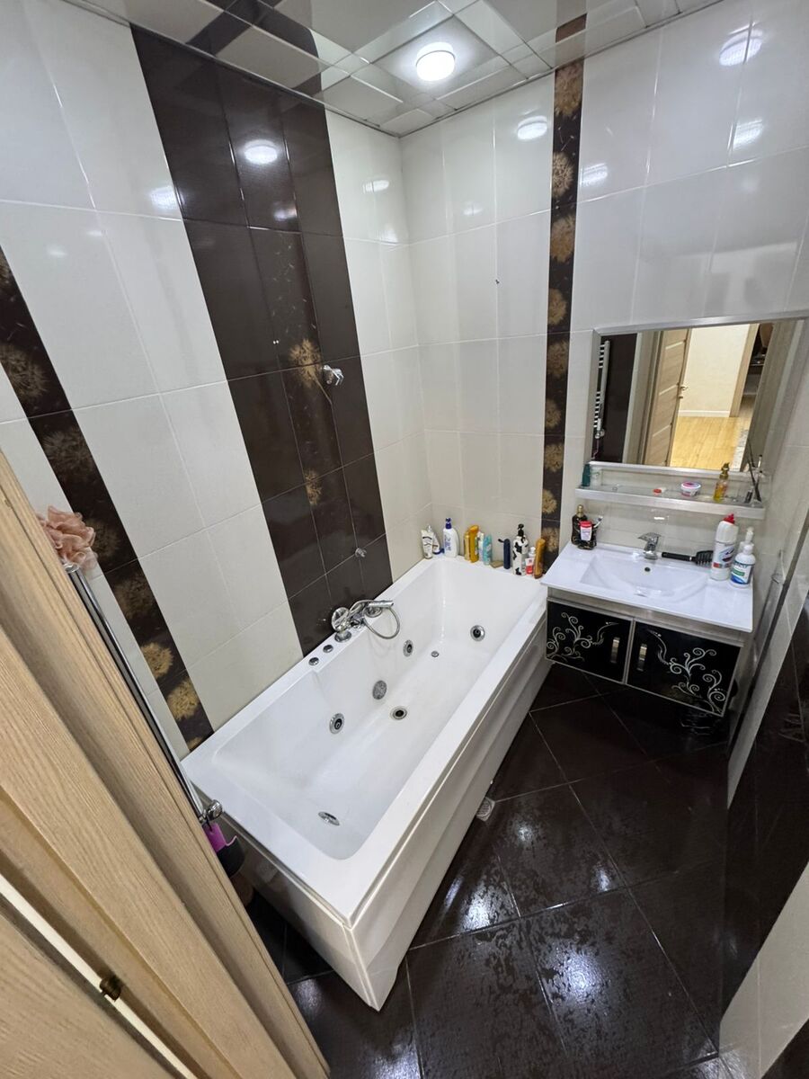 İcarəyə verilir 2 otaqlı yeni tikili 100 m² — Mənzil, Bakı (12)