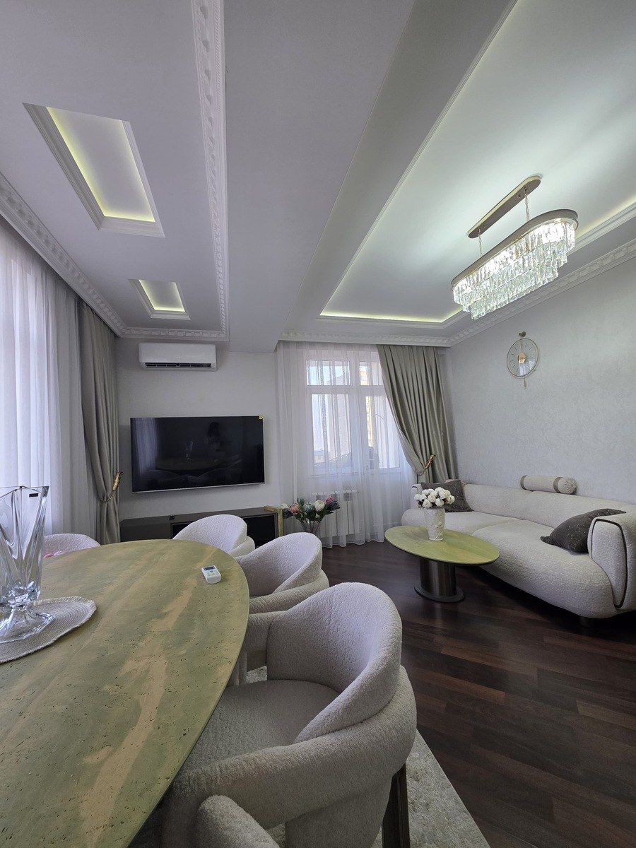 Satılır 2 otaqlı yeni tikili 75 m² — Mənzil, Bakı (2)