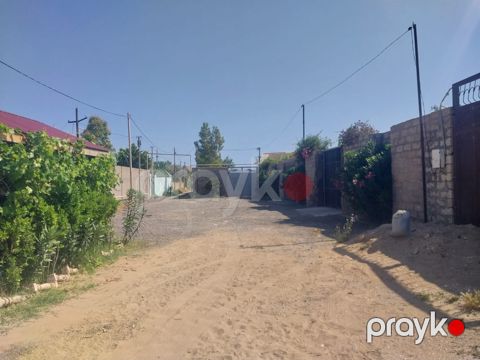 10 sot torpaq sahəsi, Türkan qəs