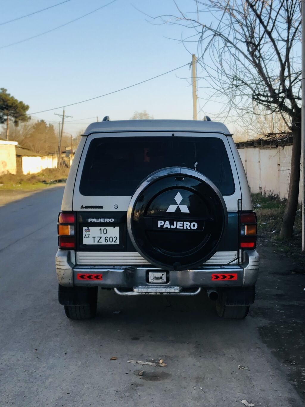SUV – 7 yerlik, 5 qapılı, tam ötürücülü ofroud tipli model. Xarici — Avto, İmişli (7)