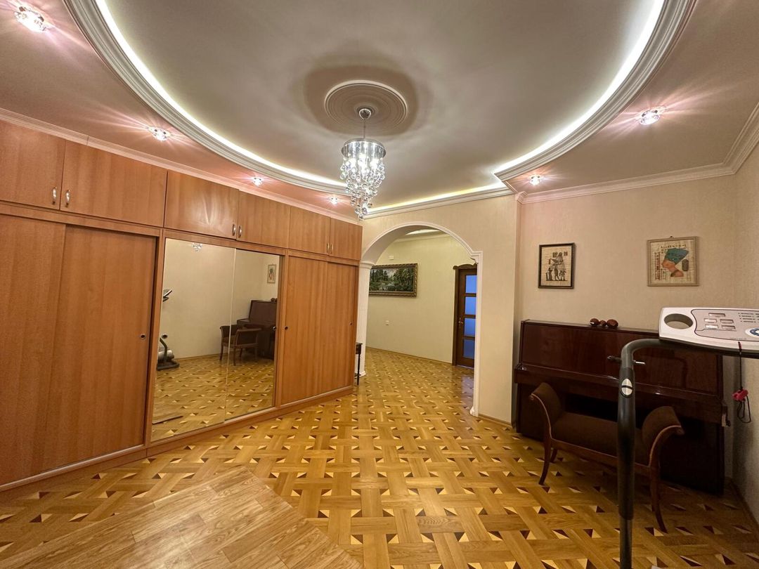 Satılır 3 otaqlı yeni tikili 140 m² — Mənzil, Bakı (3)