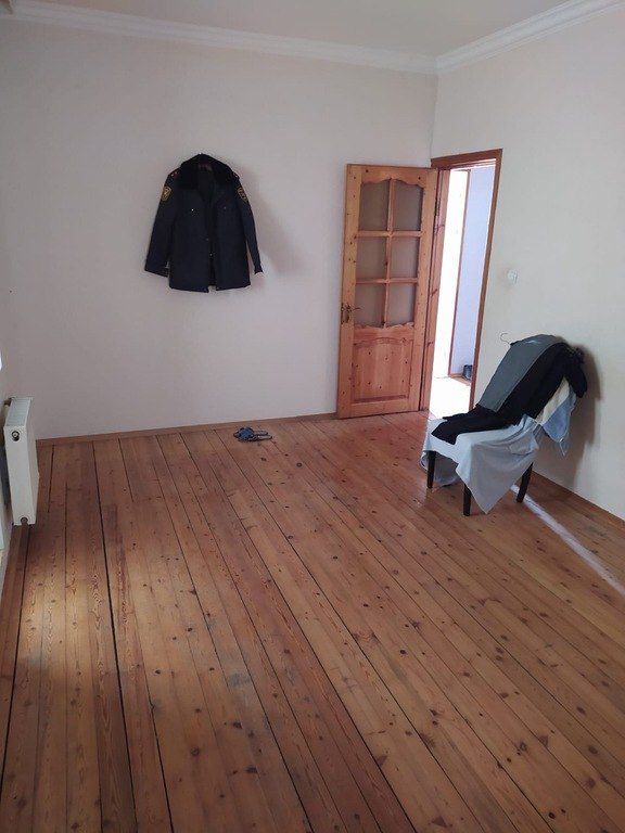 Satılır 4 otaqlı köhnə tikili 110 m² — Mənzil, Bakı (2)
