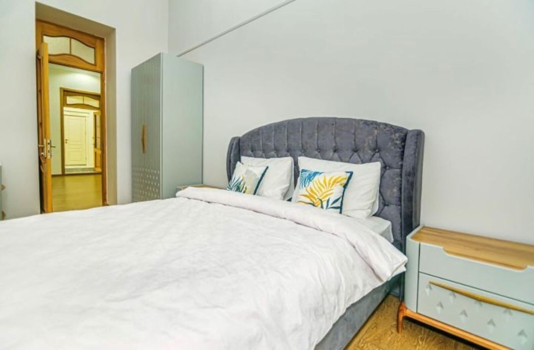 İcarəyə verilir 5 otaqlı köhnə tikili 180 m² — Mənzil, Bakı (8)