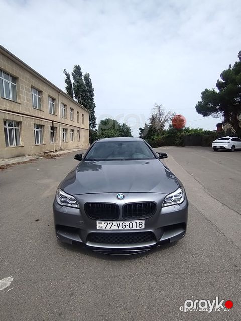 BMW 528, 2.0 L, 2014 il, 284 284 km