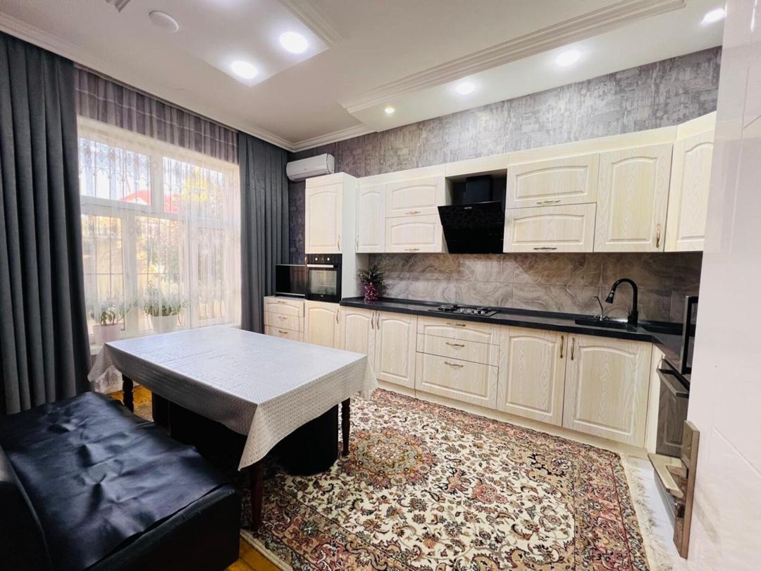 Satılır 6 otaqlı həyət evi/bağ evi 220 m² — Ev, villa, Bakı (7)