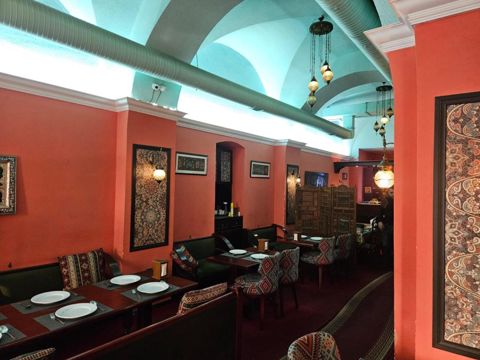 İcarəyə verilir obyekt 240 m² — Bakı