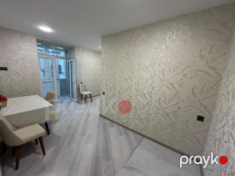 Satılır 2 otaqlı köhnə tikili 30 m²
