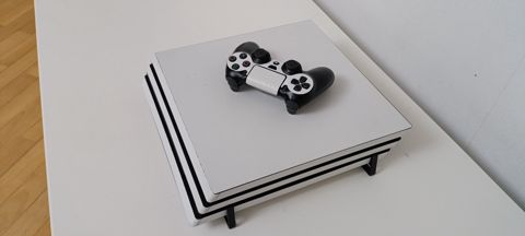 Playstation 4 Pro (GoldHen v2.4b18.10) — Bakı