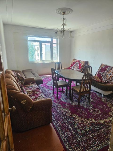 Satılır 2 otaqlı köhnə tikili 5 m² — Xırdalan