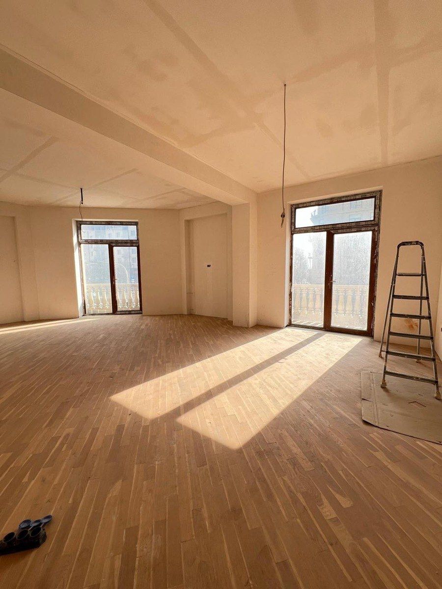 Satılır 3 otaqlı yeni tikili 130 m² — Mənzil, Bakı (3)