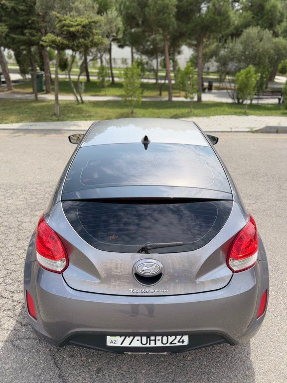 Hyundai Veloster, 1.6 L, 2013 il, 244 620 km — Avtomobillər, Bakı (6)