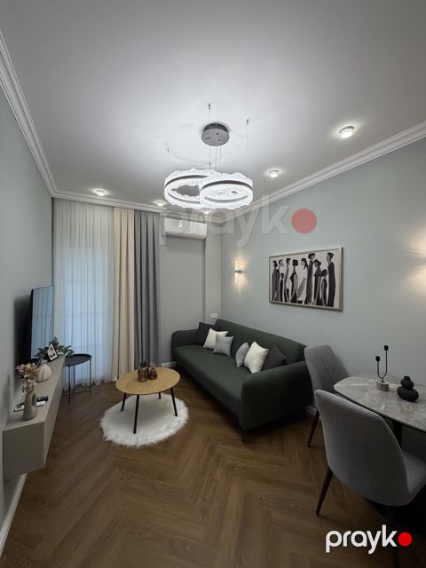 Satılır 2 otaqlı köhnə tikili 40 m²