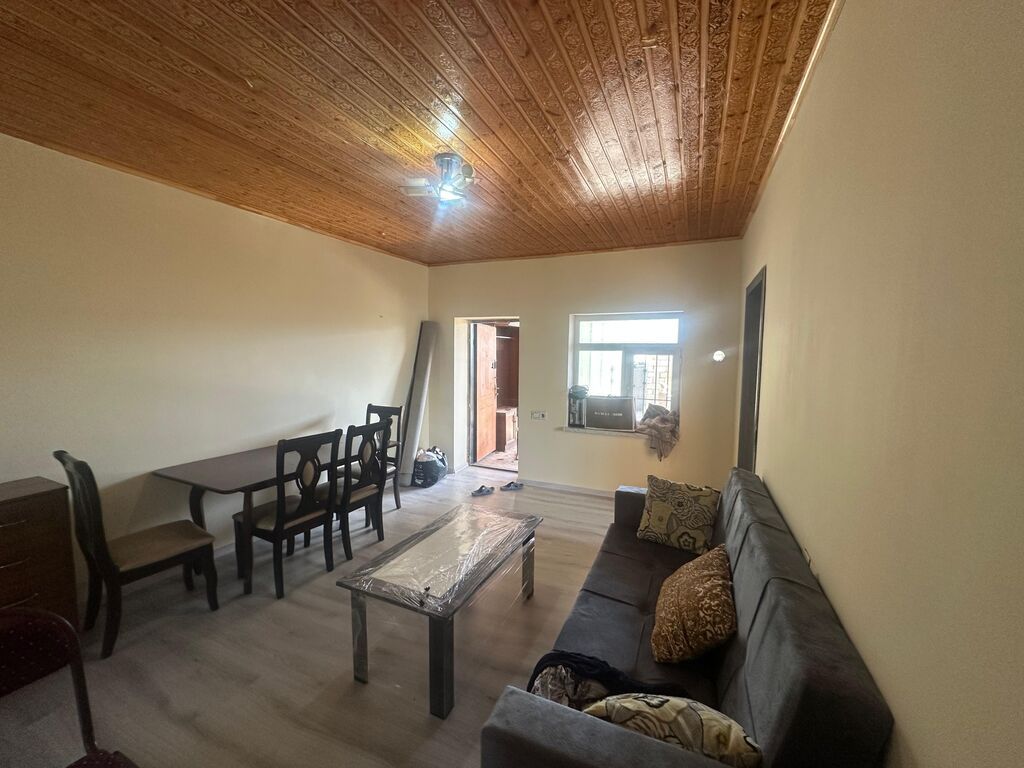 Ünvan Pirşağı ev 2 sot bələdiyyə sənəti qaz su işıq daima 8 daş — Ev, villa, Bakı (3)