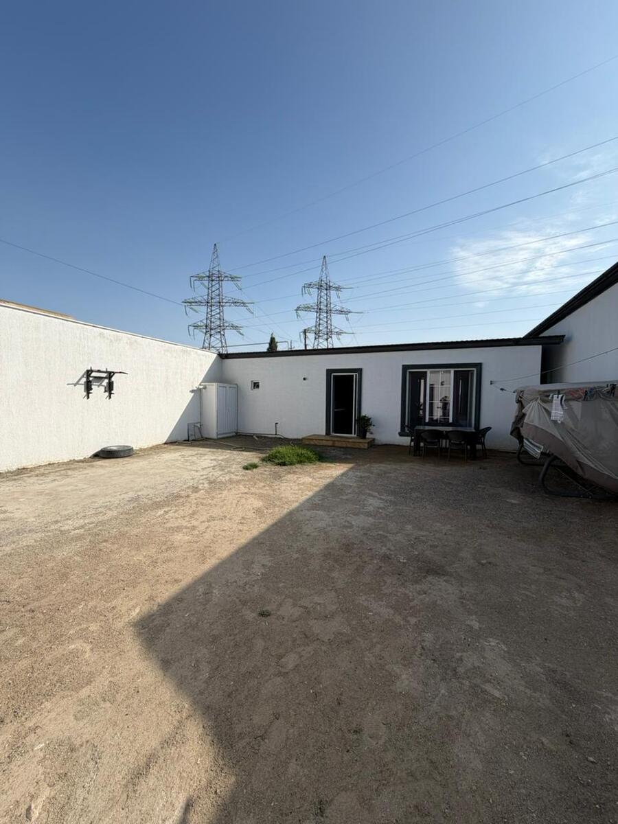 Satılır 3 otaqlı həyət evi/bağ evi 120 m² — Ev, villa, Bakı (2)