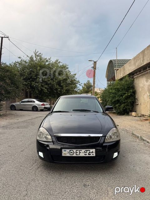 Lada (VAZ) Priora, 1.6 L, 2010 il, 270 000 km