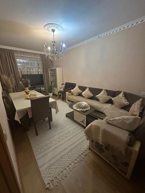 Satılır 3 otaqlı köhnə tikili 85 m² — Bakı