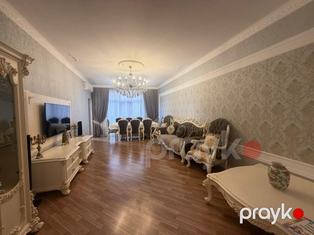 Satılır 4 otaqlı köhnə tikili 160 m² — Mənzil, Bakı (2)