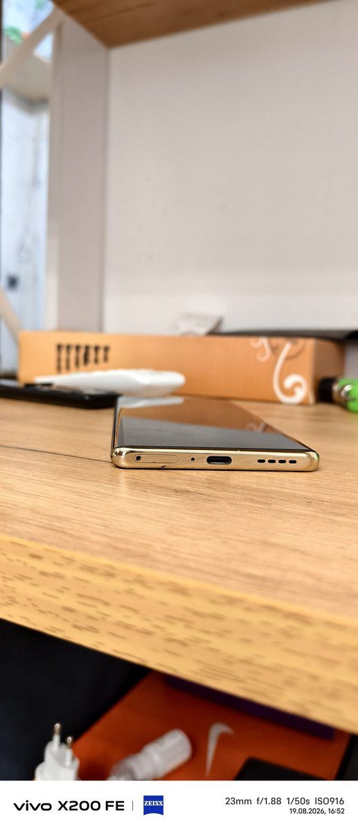 Infinix Note 40 Pro Vintage Green 256GB/12GB — Smartfonlar, Bakı (3)