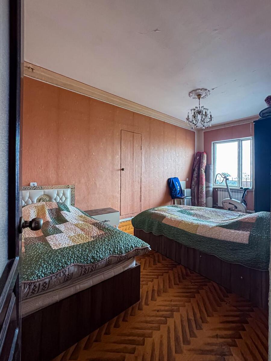 Satılır 4 otaqlı köhnə tikili 105 m² — Mənzil, Bakı (2)