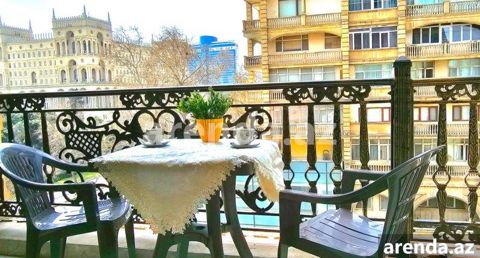 Kirayə (günlük) 3 otaqlı Köhnə Tikili, 28 May metrosu, Absheron Marriott otel, Səbail rayonu — Bakı