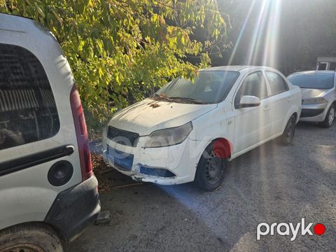 Chevrolet Aveo: 1.4 l 2017 il 55000 km Sedan