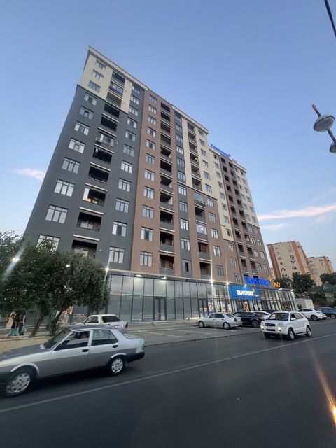 Satılır 3 otaqlı yeni tikili 114 m²