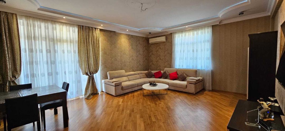 Satılır 4 otaqlı yeni tikili 179 m² — Mənzil, Bakı (2)