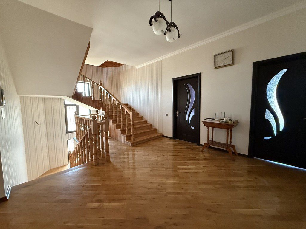Satılır 10 otaqlı həyət evi/bağ evi 500 m² — Ev, villa, Bakı (9)