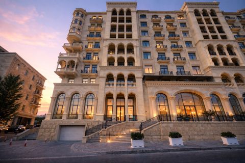 Satılır obyekt 851 m² — Bakı