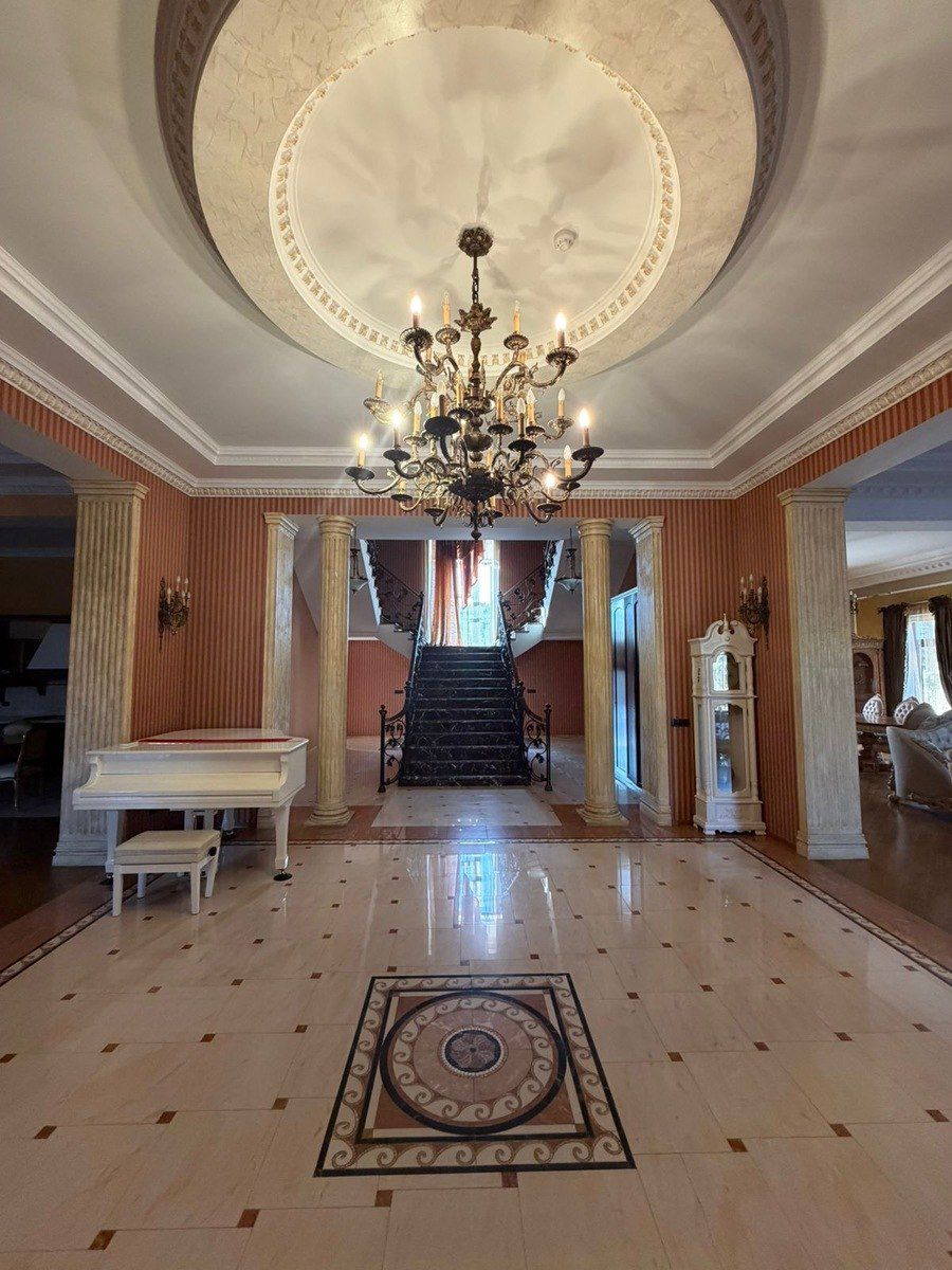Satılır 9 otaqlı həyət evi/bağ evi 700 m² — Ev, villa, Bakı (12)