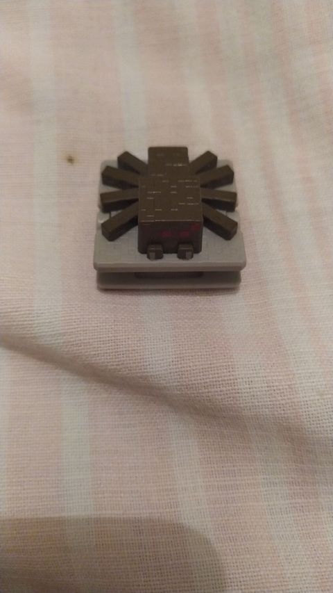 Minecraft temalı kiçik fiqur – “Spider” miniatürü - Dizayn: Kublu — Bakı