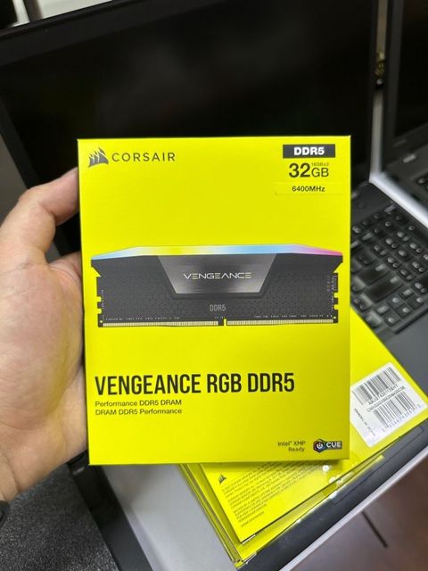 RAM “Corsair Vengeance DDR5 32GB 6400MHZ 2x16 RGB” — Bakı