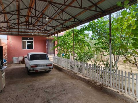 Satılır 3 otaqlı həyət evi/bağ evi 110 m² — Bakı