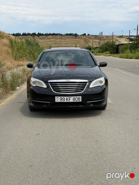 Chrysler 200, sedan, qara rəng. - Xarici görünüş: parlaq qara kuzov — Sumqayıt