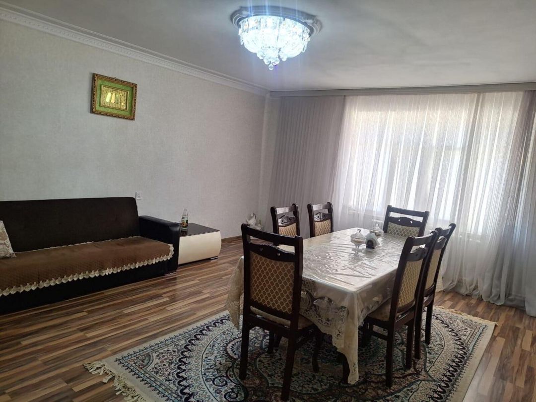 Satılır 5 otaqlı köhnə tikili 100 m² — Mənzil, Bakı