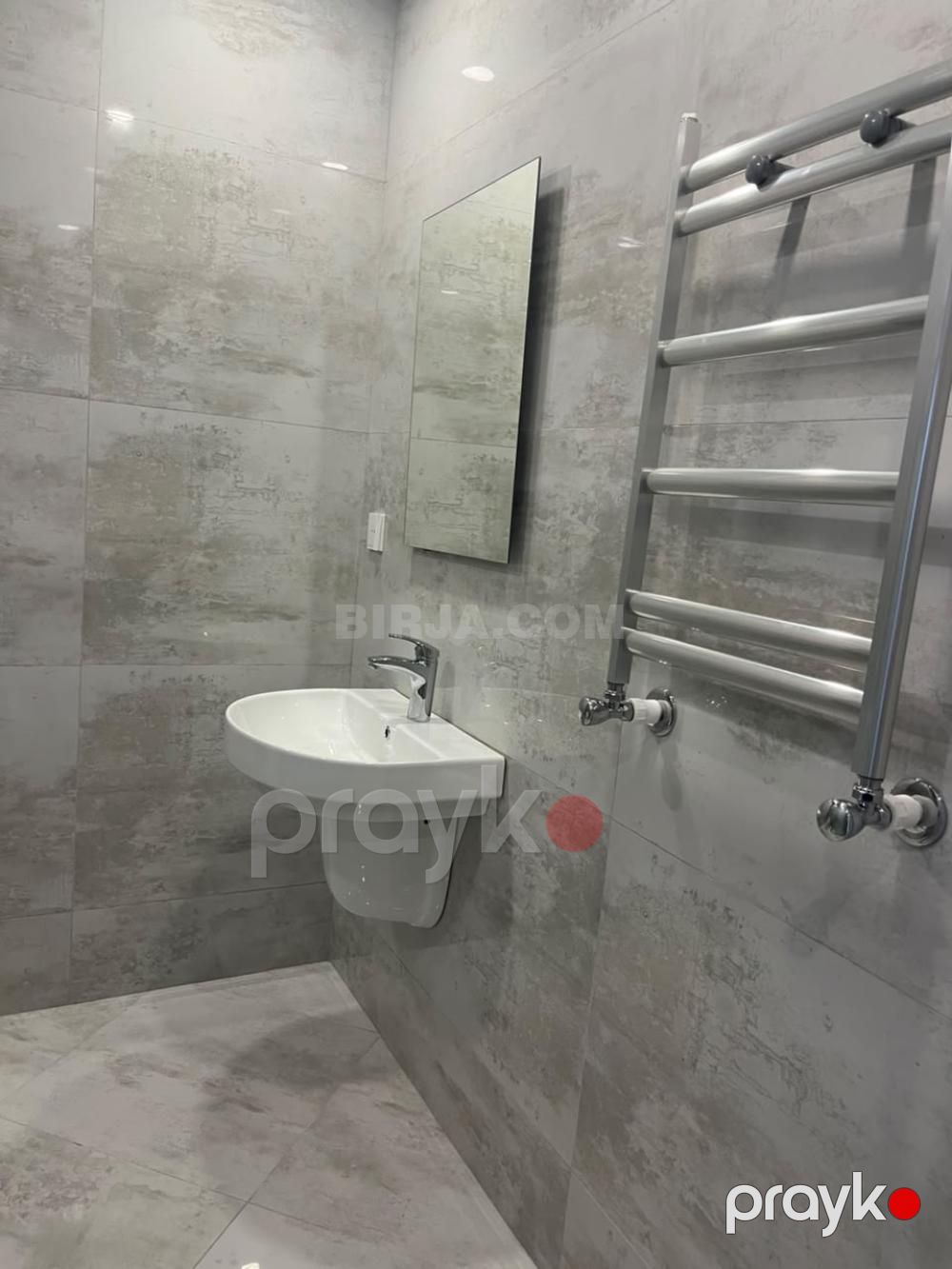 Satılır 2 otaqlı, 7 mkr — Ofis (10)