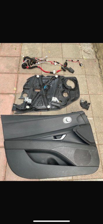 "Hyundai Elantra" qapı örtüyü — Bakı
