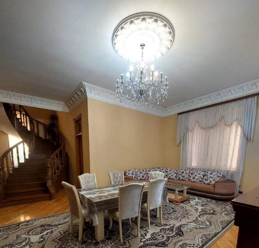 Satılır 5 otaqlı həyət evi/bağ evi 350 m² — Ev, villa, Bakı (2)